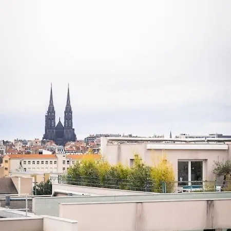 Amadeo Vue Panoramique Cathedrale *